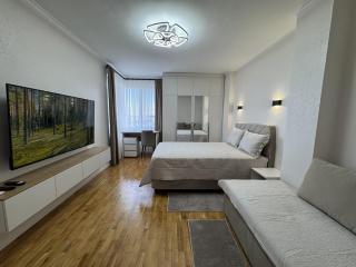 New and cozy 2 bedroom apartment - 0