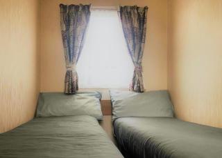 Towervans Caravan Park - 3