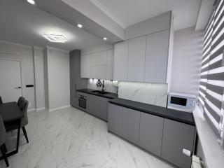 New and cozy 2 bedroom apartment - 3