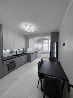 New and cozy 2 bedroom apartment - 4