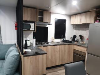 Mobil Home 45 m2 très luxueux 3 ch et 2 sdb - Camping 4 étoiles Les Charmettes 499 PROCHE FUN ZONE- Les Mathes - 9