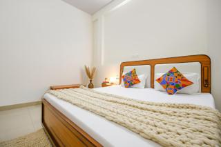 Hotel Jayaditya Palace Near Ram Mandir - 1