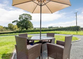 Winston Farm Lodges - 1
