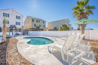 Tides Like These - Gorgeous 6 Bedroom Elite Beach Home! Pet Friendly! - 0