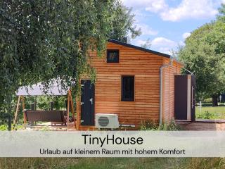 TinyHousebeiDresden mit Faßsauna unser größtes winziges Häuschen für bis zu 7 Personen, Kaminofen, große Terrasse - Nähe Sächsische Schweiz - Von Juni - September Mindestmietzeit 1 Woche Sa-Sa - 2