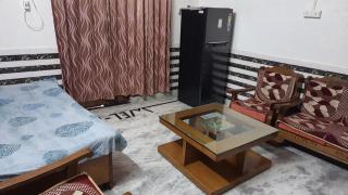 Radha Ras Homestay - 0