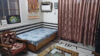 Radha Ras Homestay - 9
