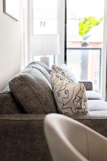 Stylish 3BR Penthouse with Stunning City Views - Toronto - 5