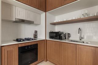 Stylish Apartments at Beachfront with Pool&Gym Access - 1