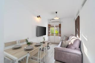 Home4u Elv 136 - Granada - 0