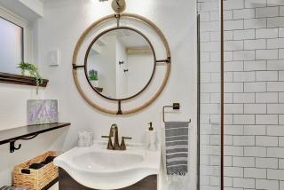 Modern Comfort in Historic Denver - 1