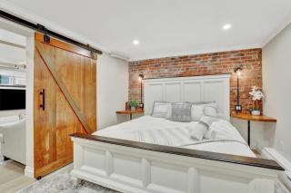 Modern Comfort in Historic Denver - 0