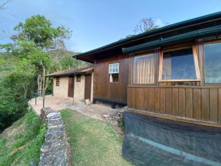 Cabana na Montanha - Vista Impressionante - 5