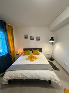 Lux City Stays-Beaumont - 6