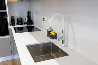 Luxury LeilaMar Apartment - Modern Retreat - 7