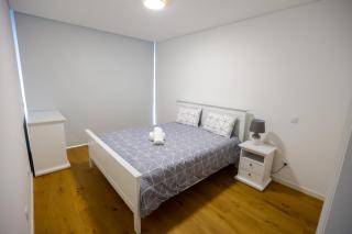 Luxury LeilaMar Apartment - Modern Retreat - 3