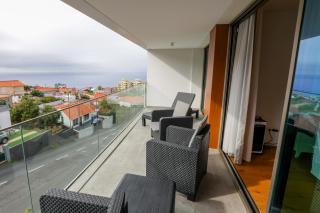 Luxury LeilaMar Apartment - Modern Retreat - 1