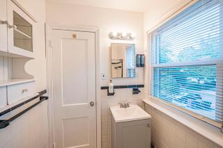 New 3 Bed 1 Bath Near UMD and Metro to DC! - 3