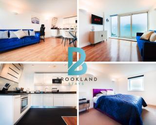Two Bedroom Flat by Brookland Stays Serviced Accommodation Short Lets London with Free WiFi - 0