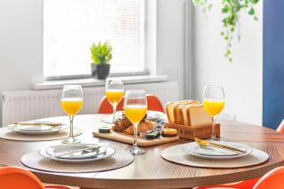 NEW - Leisure, Contractors, Corporate Clients, Insurance Clients - Free Wi-Fi, Parking, Sleeps 5 - 5