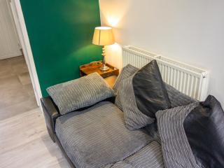 Pitchside Quarters - 1