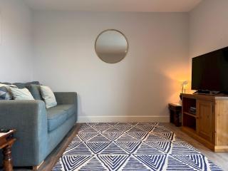 Pass the Keys Modern Penthouse Style Apartment in Haddenham - 7