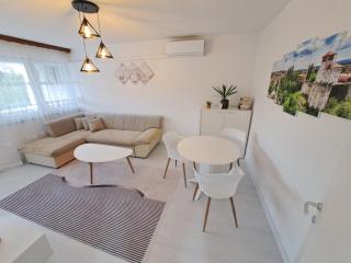 Stan na dan CENTAR Gradačac - 2