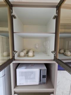 Tropical Executive Flat - 9