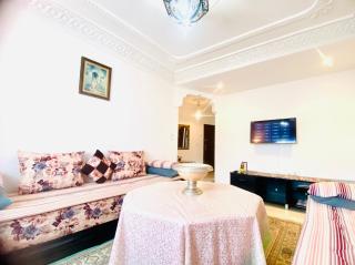 Bel appartement Au centre ville, internet Fibre, canal plus, chaînes internationales - 1