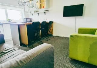 Comfy 3BR Flat on Quiet Street in Wollaton - 7