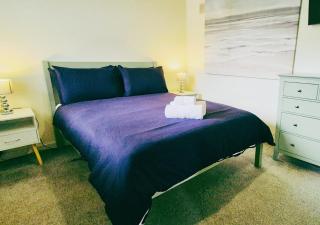 Comfy 3BR Flat on Quiet Street in Wollaton - 0