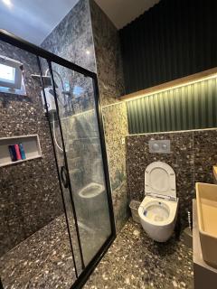 Stylish Loft Apartment with Private Terrace - 5