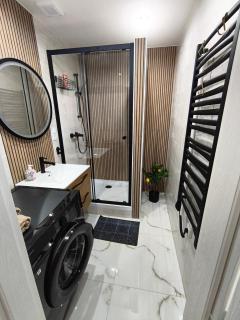 APARTMÁN - 3 izbový byt - 5