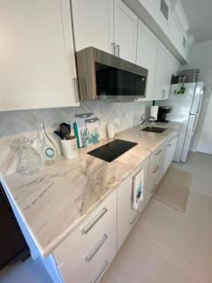 Closest Studio Suite to Vanderbilt Beach, remodeled inside & out, new Anderson windows & sliders, well appointed, best quality throughout, fenced yard, private plus many extras! - 6