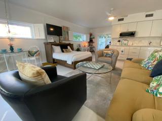 Closest Studio Suite to Vanderbilt Beach, remodeled inside & out, new Anderson windows & sliders, well appointed, best quality throughout, fenced yard, private plus many extras! - 2