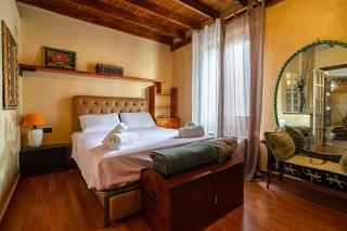 Gold Apartment - 5 minutes from Duomo - 0