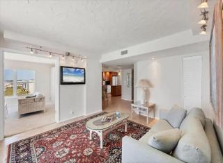 Longboat Key Coastal Retreat with Panoramic Views - 5