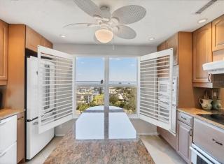 Longboat Key Coastal Retreat with Panoramic Views - 3