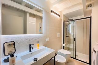 Downtown suite in Reggio Emilia relax e lavoro - 7