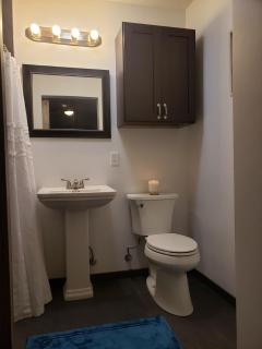 Cozy newly remodeled studio just steps from beach - 5