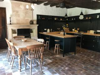 Charming vintage cottage - 2