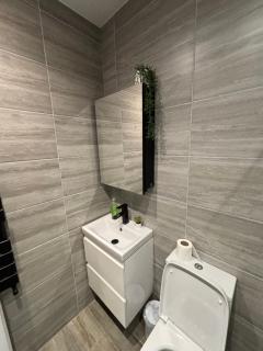 Comfortable & Deluxe 2 Bedroom Flat in Hendon - 1