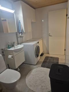 Three bedroom apartment, Sauna, Free parking and WiFi - 2