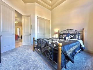 Spirit of the Rock Large Vacation Home in Kanab - 3