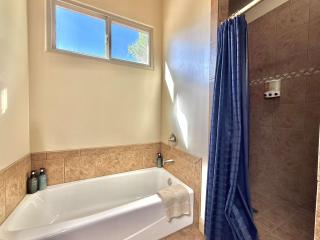 Spirit of the Rock Large Vacation Home in Kanab - 1