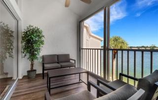 Lakeside Naples Retreat Water Views - 0