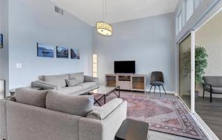 Lakeside Naples Retreat Water Views - 2