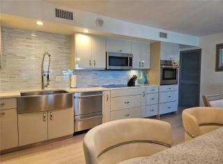 Seaside Luxury Escape on Longboat Key - 0