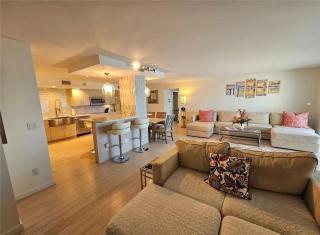 Seaside Luxury Escape on Longboat Key - 3