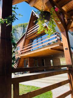 A-Frame Retreat Vulcan - 6